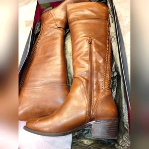 Vince Camuto Over the Knee Size 8.5 leather Boots